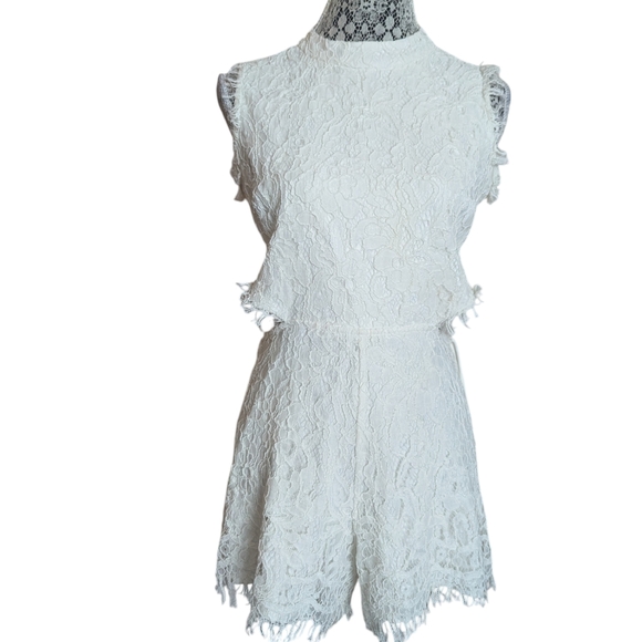 Alexis Cut Back Lace Romper - Picture 2 of 10
